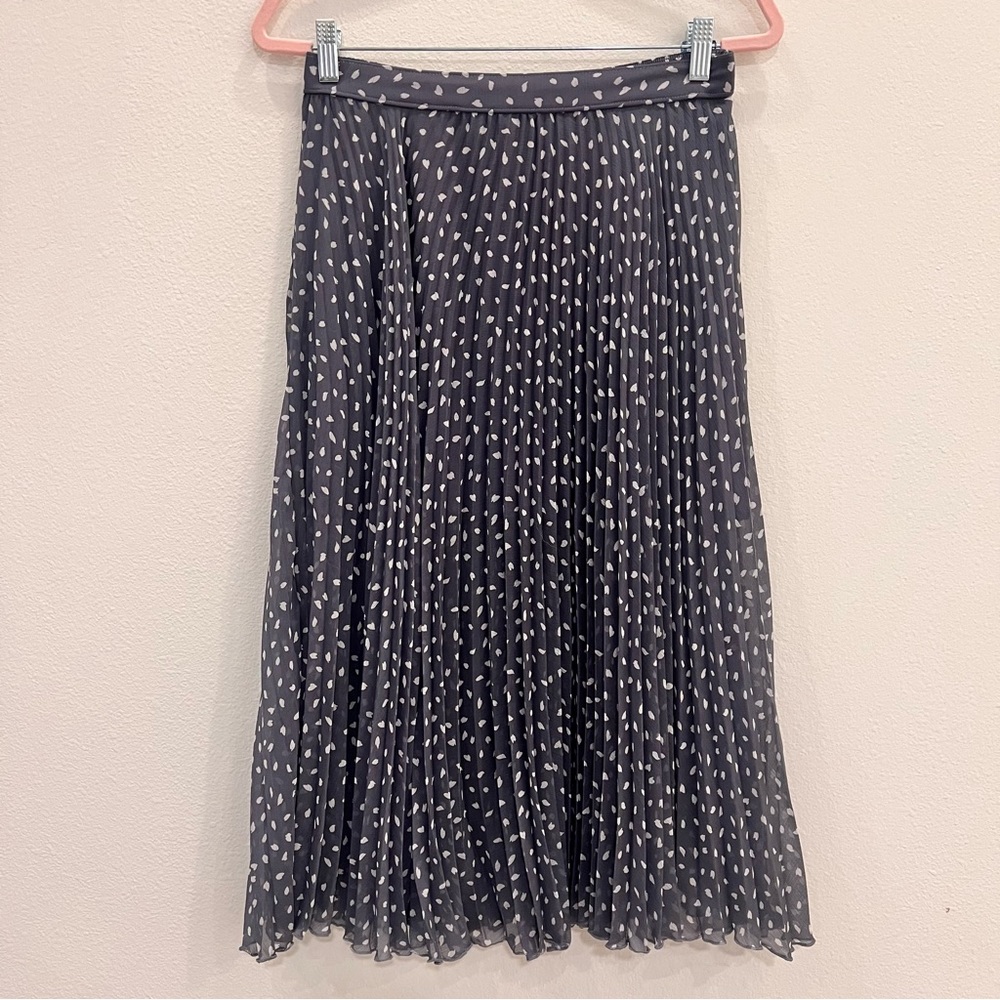Abercrombie & Fitch Pleated Skirt in Navy Floral size M